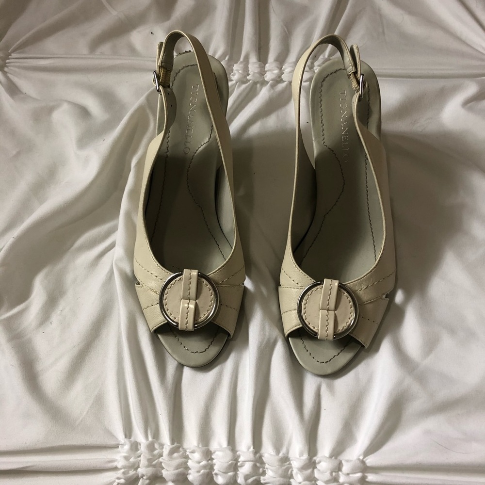 NWT TiGNANELLO Cream Leather Wedge Sandals